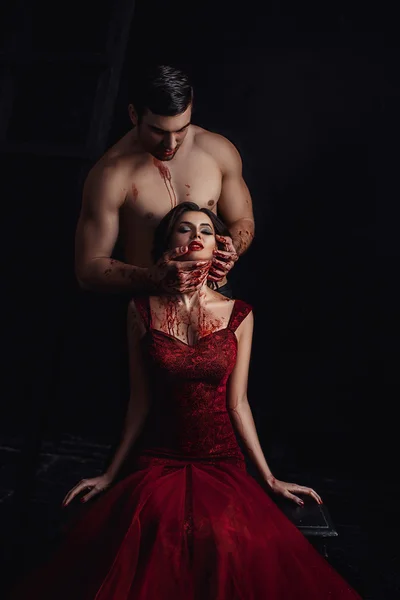 Seksi kız vampir