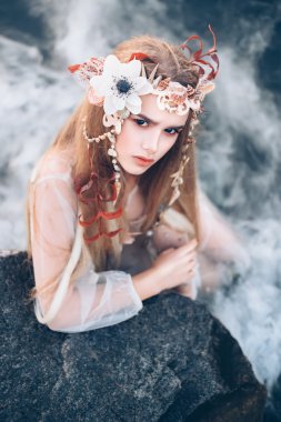 küçük - kır peri