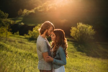 iki genç aşığın