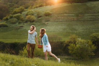 iki genç aşığın