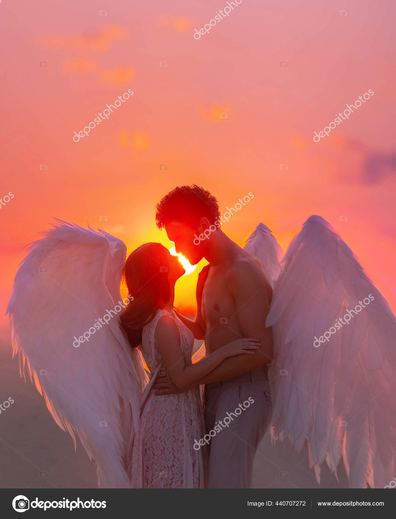 День Святого Валентина. Размытый Темный Силуэт Пара Два Человека.