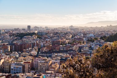 Barcelona şehrinin panoramik görüntüsü 