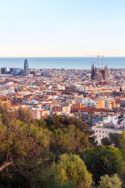 Barcelona şehrinin panoramik görüntüsü 
