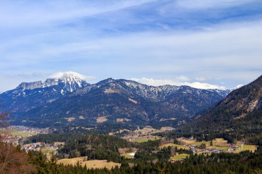 Kasabaya Reutte Manzaralı