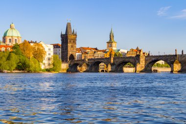 Vltava Nehri manzarası