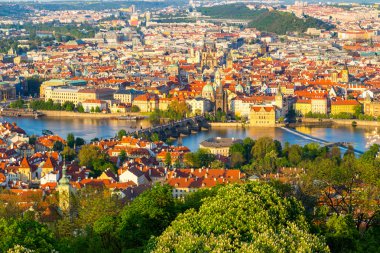 Panorama vltava ve charles Köprüsü'nün