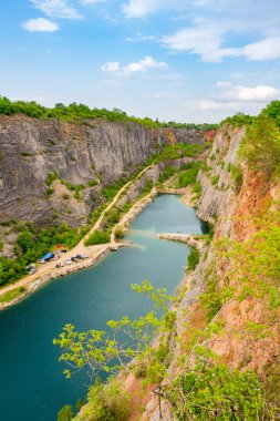Büyük Amerika denilen taş ocağı 