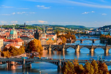 Bahar Prag panorama Prag Hill