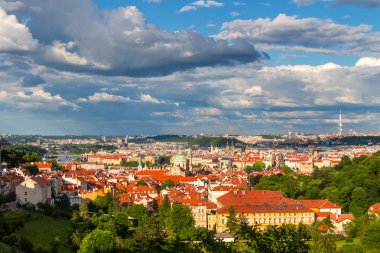 Prag 'ın havadan görünüşü 