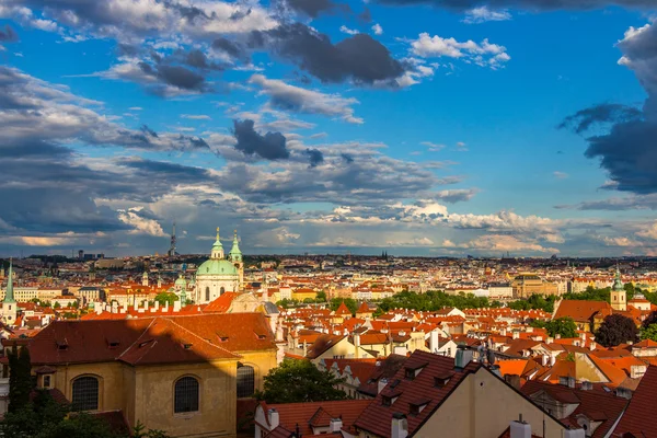 Luftaufnahme von Prag — Stockfoto