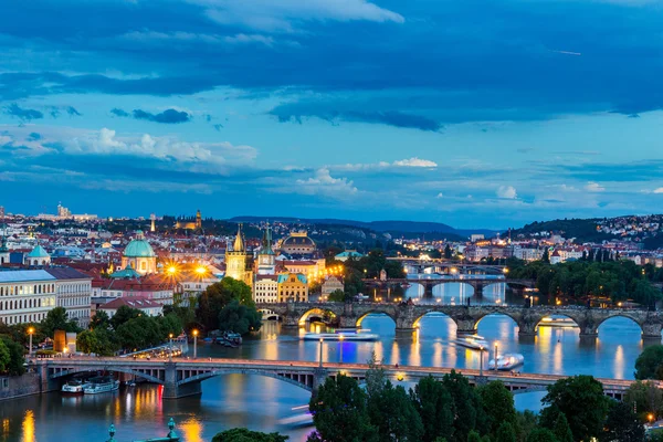 Vista de Pontes em Vltava — Fotografia de Stock