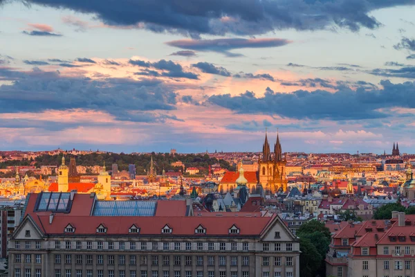 Знаменитая сцена, городской пейзаж Праги — стоковое фото