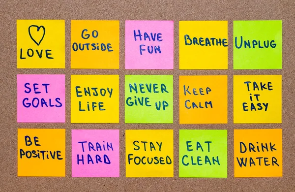 Motivational lifestyle on sticky notes — Stock Photo, Image