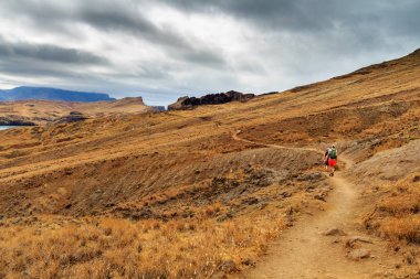 Merdivenaltı yürüyüş yolu 
