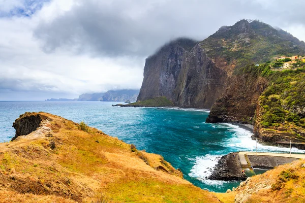 悬崖上的风景 — 图库照片