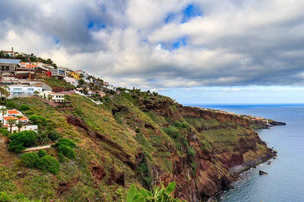 Linha costeira perto da Ribeira Brava — Fotografia de Stock