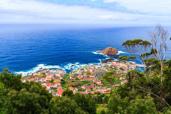 Panoramautsikt över Porto Moniz village — Stockfoto