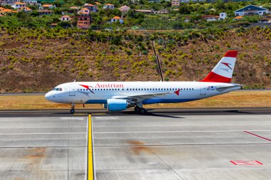 Uçak iniş sonra havaalanında