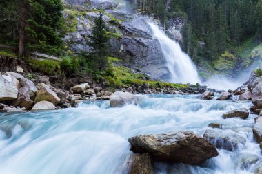 Krimmler şelale Alpleri'nde
