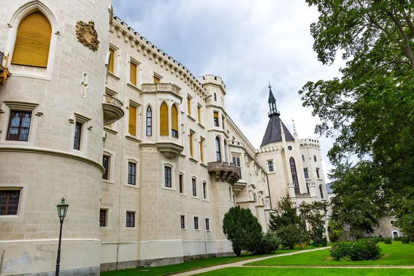 Castelo Hluboka nad Vltavou na República Checa — Fotografia de Stock