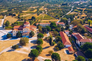 Yunanistan 'ın Kefalonia adasındaki Agios Gerasimos Manastırı. Yunanistan 'ın Kefalonyalı Agios Gerasimos Manastırı.