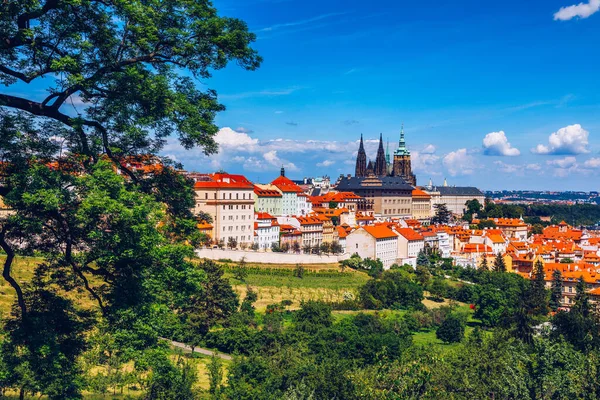 Prag Solig Dag Utsikt Över Gamla Stan Prag Tjeckien Naturskön — Stockfoto