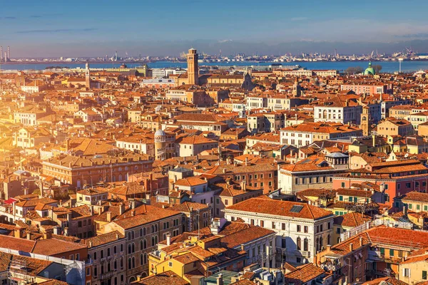 Венеціанський Панорамний Вигляд Червоними Дахами Венето Італія Повітряний Вид Густими — стокове фото
