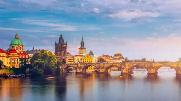 Charles Bridge Old Town Old Town Tower Charles Bridge Πράγα — Φωτογραφία Αρχείου