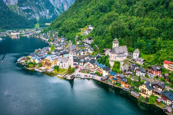 Luftaufnahme Des Österreichischen Bergdorfes Hallstatt Und Hallstatter See Schöne Sommerzeit — Stockfoto