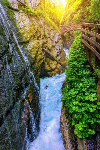 Beautiful Wimbachklamm Gorge Wooden Path Autumn Colors Ramsau Bei Berchtesgaden — Stock Photo, Image