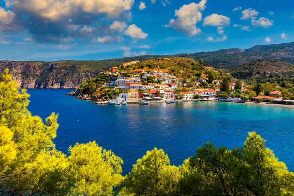 Assos Village Kefalonia Greece Turquoise Colored Bay Mediterranean Sea Beautiful — Stock Photo, Image