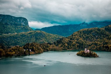 Maria varsayımı kilisesine hac