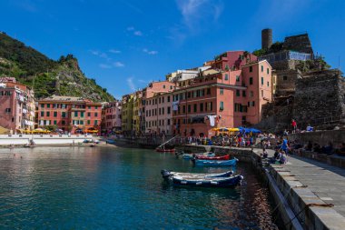Vernazza köy görünümü, Cinque Terre, İtalya