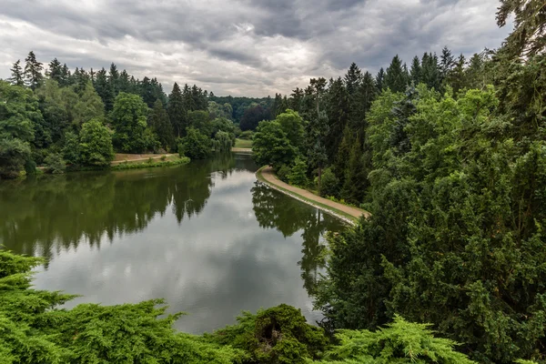 Park Pruhonice in der Nähe von Prag — Stockfoto