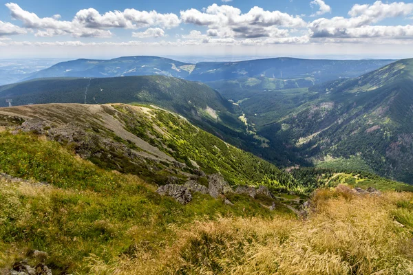 Panorama catena montuosa — Foto Stock