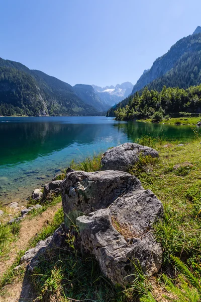 Gyönyörű táj, alpesi tó — Stock Fotó