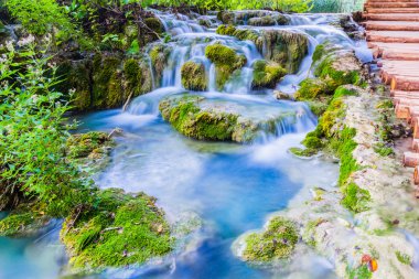 Plitvice Ulusal Parkı 'ndaki Şelaleler