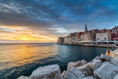 Rovinj, güzel gün batımı