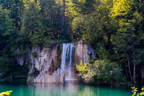 Водоспади в національному парку Плітвіцкі, Хорватія — стокове фото