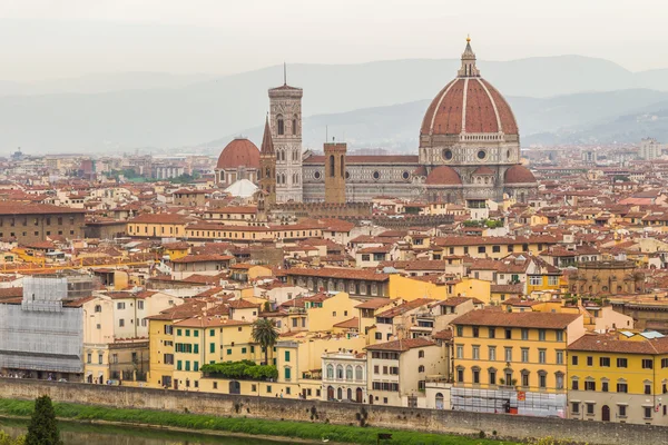 Vista de Duomo em Florença — Fotografia de Stock