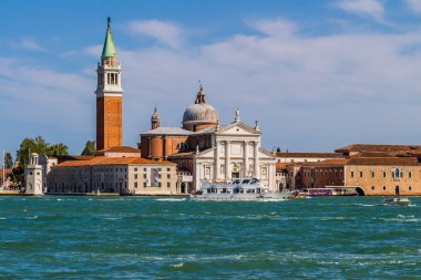 Venedik cityscape, su kanalları ve geleneksel yapılar