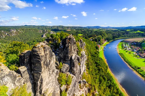 Вид с точки зрения Bastei — стоковое фото