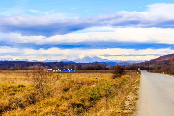 Landscapes of carpathian mountains — 图库照片