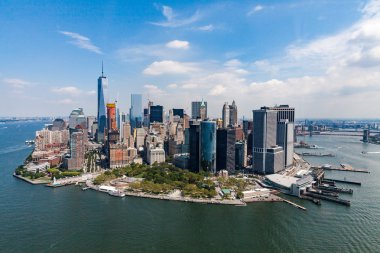 Liberty Adası'ndan gelen Midtown Manhattan'ın sayısı