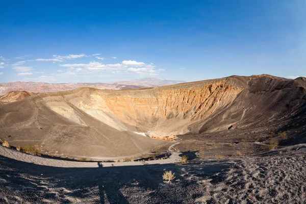 Cratere Ubehebe durante la giornata di sole — Foto Stock