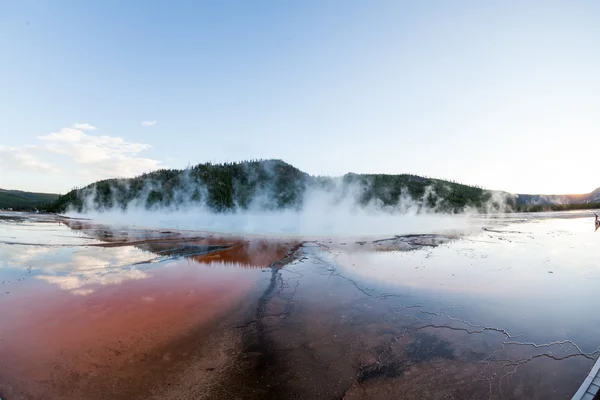 Grand Prismatic Spring at sunset in Yellowstone National Park, — Stock Photo, Image