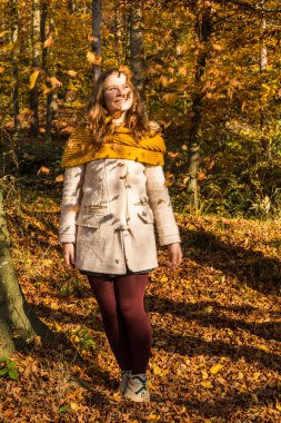 Kız ormanında sonbahar