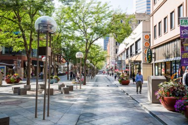 Denver ana alışveriş caddesi 16 th Street manzarası