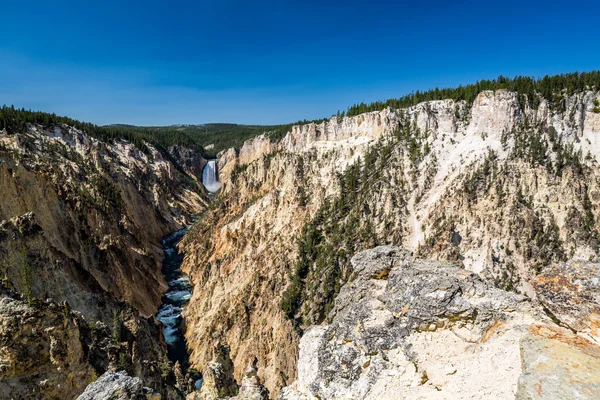 Baja Yellowstone Falls en el Parque Nacional de Yellowstone —  Fotos de Stock