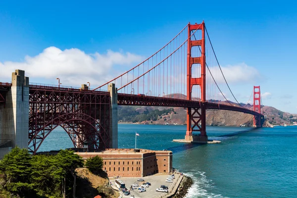 Golden Gate Köprüsü gündüz — Stok fotoğraf